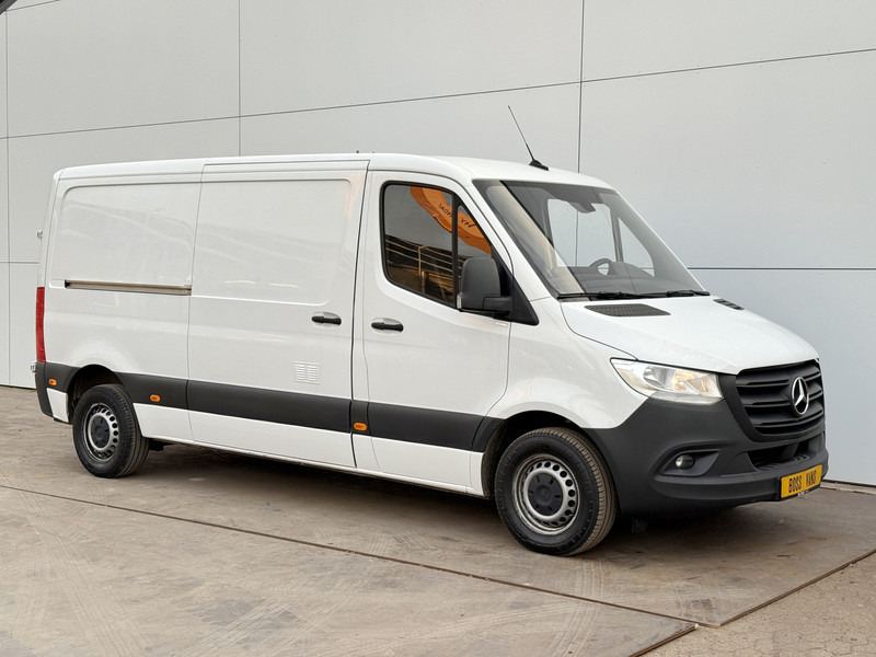 Mercedes-Benz Sprinter 315 1.9 CDI L2H1 Climate Control Cruise Control Carplay - فان: صورة 4 Mercedes-Benz Sprinter 315 1.9 CDI L2H1 Climate Control Cruise Control Carplay - فان: صورة 4