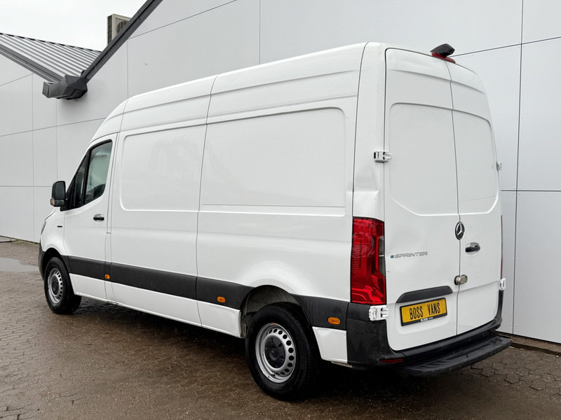 Mercedes-Benz eSprinter 312 ALL-IN PRIJS L2H2 55kWh 168km WLTP 80kw Snelladen Climate Control Camera Stoelverwarming Laadkabel - فان, فان كهربائية: صورة 2 Mercedes-Benz eSprinter 312 ALL-IN PRIJS L2H2 55kWh 168km WLTP 80kw Snelladen Climate Control Camera Stoelverwarming Laadkabel - فان, فان كهربائية: صورة 2
