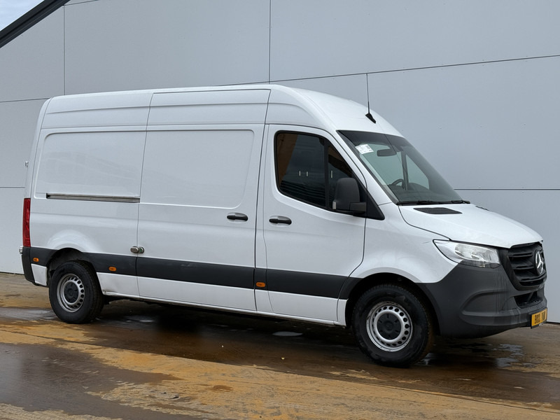 Mercedes-Benz eSprinter eSprinter 312 L2H2 100% Elektrisch 55kWh 168km WLTP 80kw Snelladen Climate Control Camera Stoelverwarming Laadkabel - فان, فان كهربائية: صورة 4 Mercedes-Benz eSprinter eSprinter 312 L2H2 100% Elektrisch 55kWh 168km WLTP 80kw Snelladen Climate Control Camera Stoelverwarming Laadkabel - فان, فان كهربائية: صورة 4