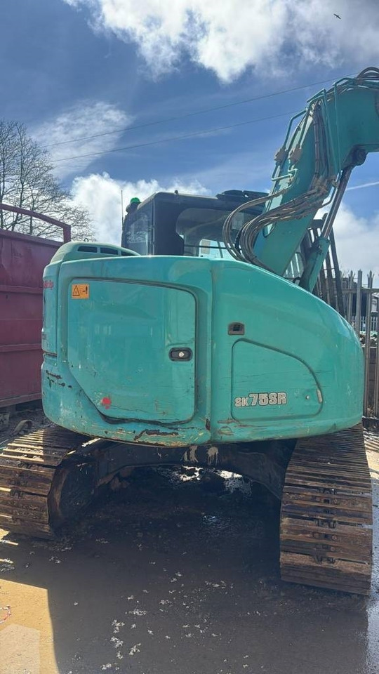 Kobelco SK 75 SR - حفار صغير: صورة 3 Kobelco SK 75 SR - حفار صغير: صورة 3