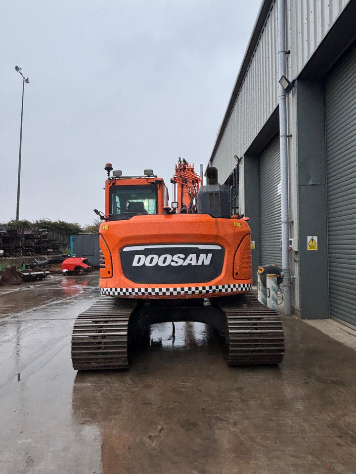 Doosan DX140LCR - حفار زاحف: صورة 4 Doosan DX140LCR - حفار زاحف: صورة 4
