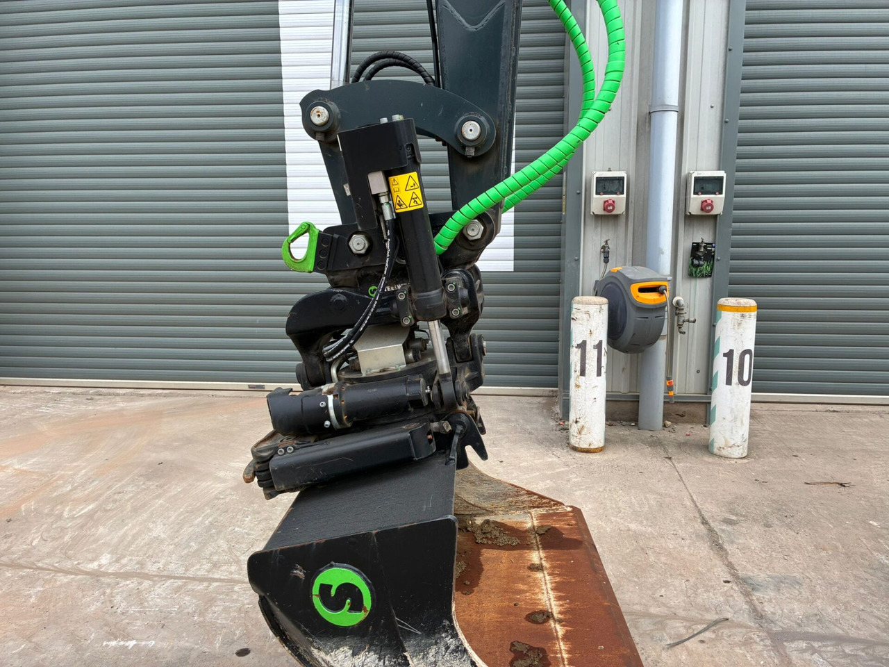 حفار ذو عجلات Hyundai HW65AH Ex Demo: صورة 10