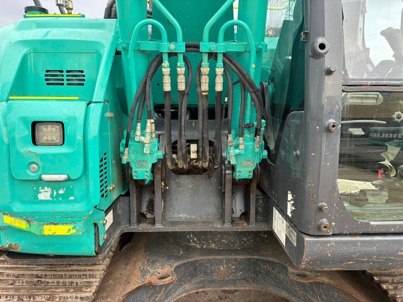 حفار زاحف Kobelco SK140SRLC-7: صورة 16