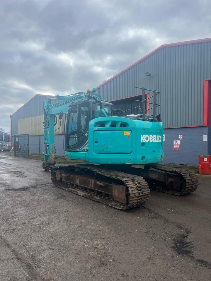 Kobelco SK230SRLC-5E - حفار زاحف: صورة 3 Kobelco SK230SRLC-5E - حفار زاحف: صورة 3
