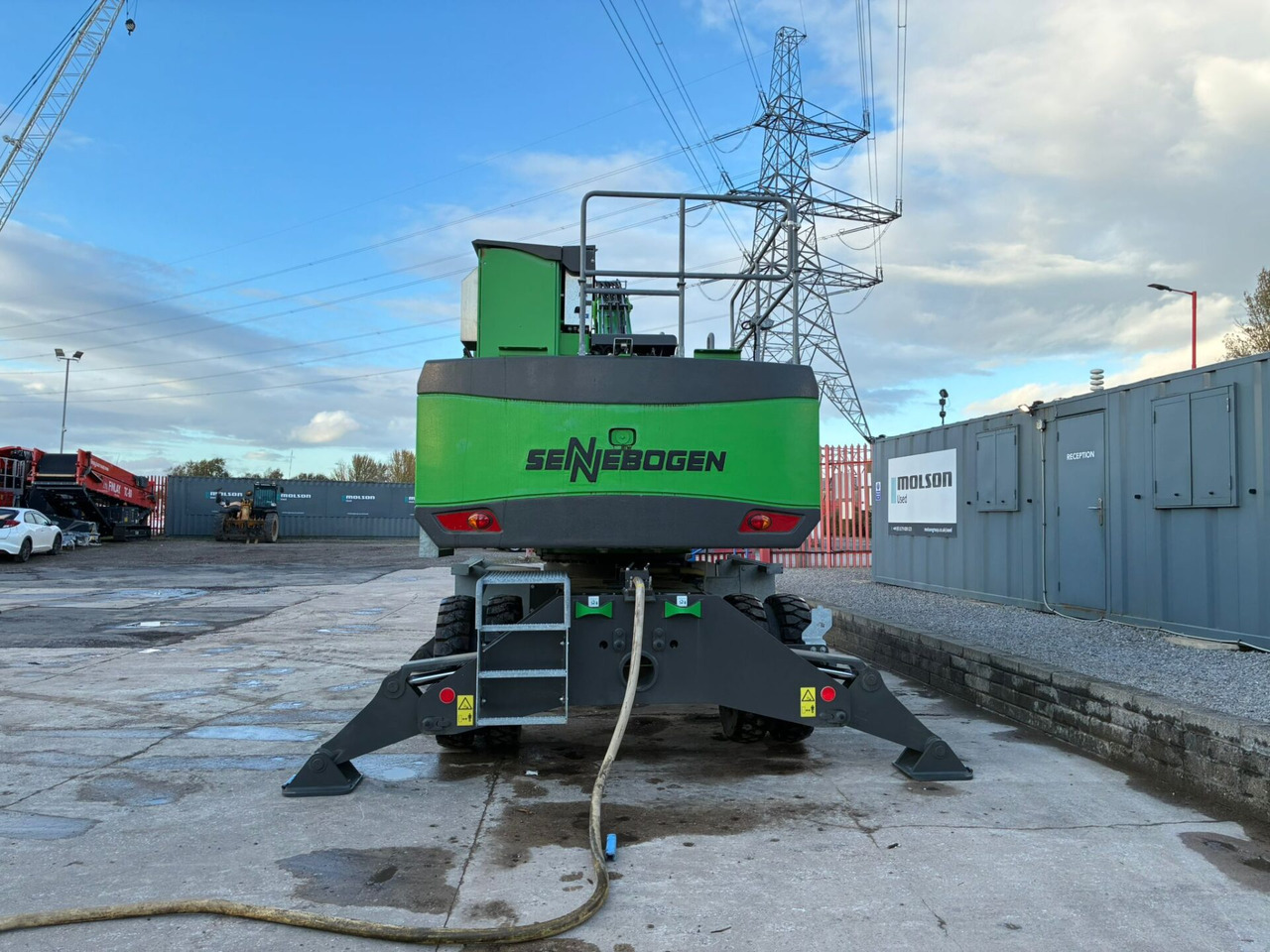 Sennebogen 818E - آلة التعامل مع النفايات: صورة 4 Sennebogen 818E - آلة التعامل مع النفايات: صورة 4