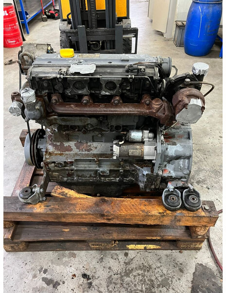 Deutz bf4m1013ec for Sennebogen 821 - محرك: صورة 2 Deutz bf4m1013ec for Sennebogen 821 - محرك: صورة 2