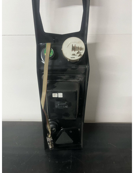 مصد Liebherr Diverse en Cabine Kappen plastic cover: صورة 12 مصد Liebherr Diverse en Cabine Kappen plastic cover: صورة 12