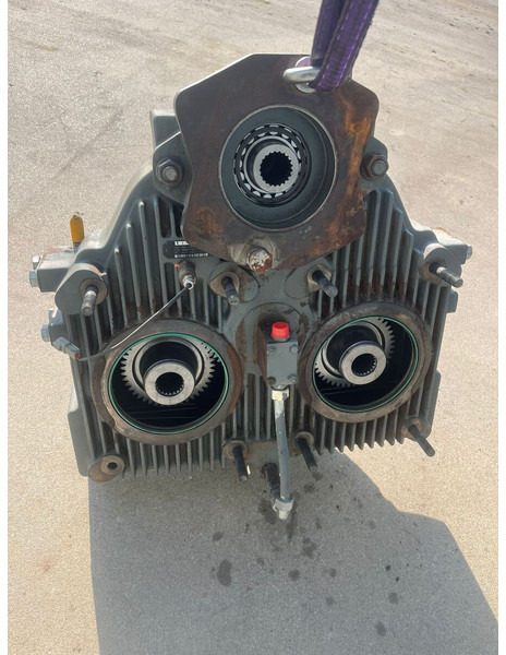 Liebherr Pomp PVG 351 C 395, MKA 350 C 074 - أجهزة هيدروليكية: صورة 1 Liebherr Pomp PVG 351 C 395, MKA 350 C 074 - أجهزة هيدروليكية: صورة 1