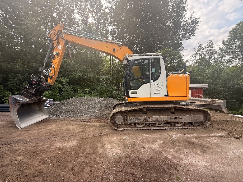 Liebherr R920 Compact LC  - حفار زاحف: صورة 1 Liebherr R920 Compact LC  - حفار زاحف: صورة 1