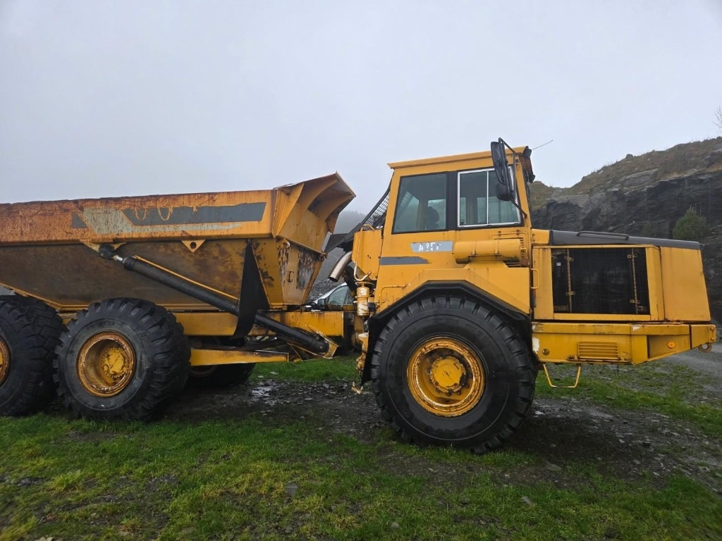 Volvo A 25 C - شاحنة مفصلية: صورة 2 Volvo A 25 C - شاحنة مفصلية: صورة 2