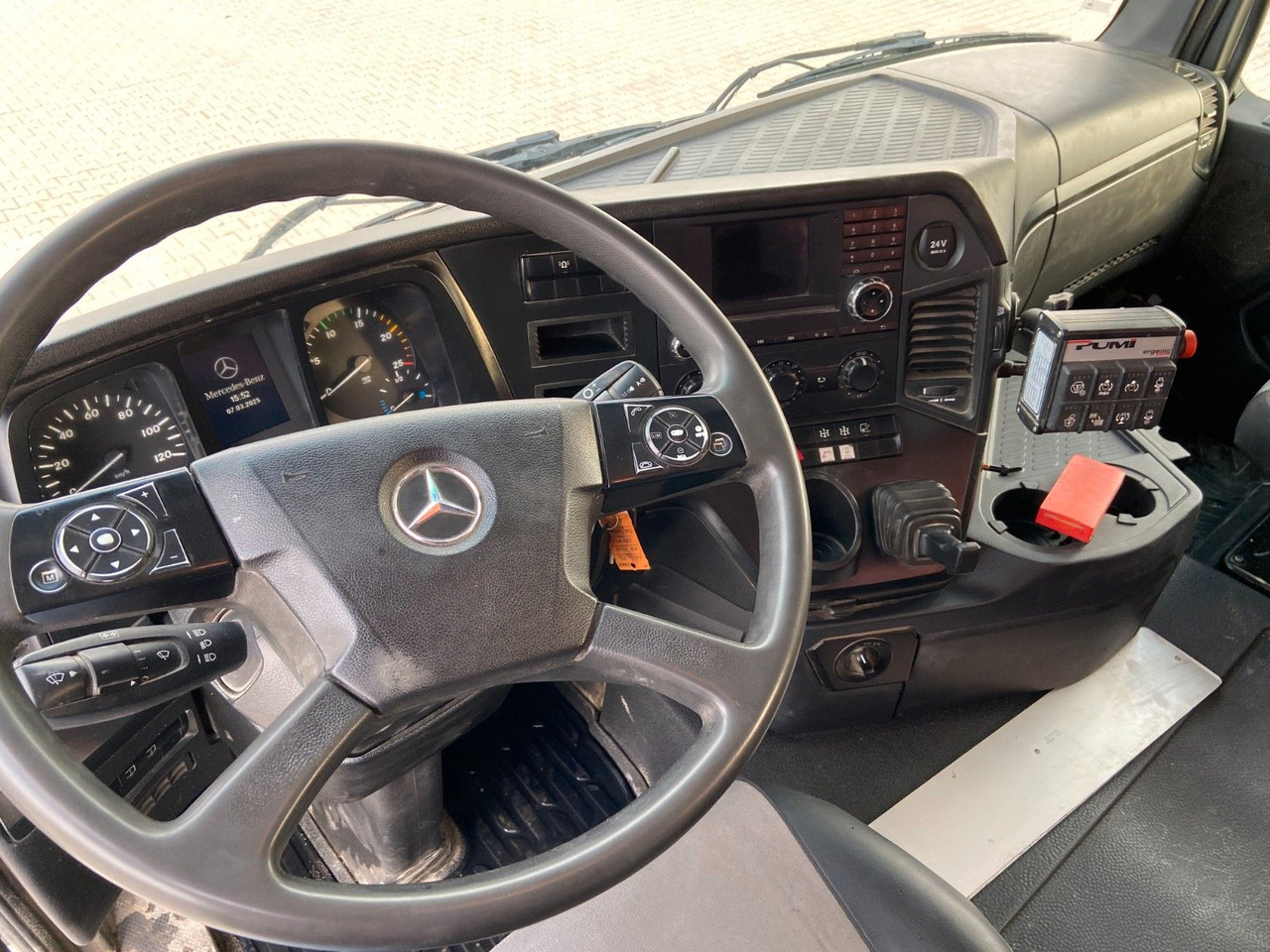 تأجير  Mercedes-Benz AROCS 3245 PUTZMEISTER 28-4 77S Mercedes-Benz AROCS 3245 PUTZMEISTER 28-4 77S: صورة 9