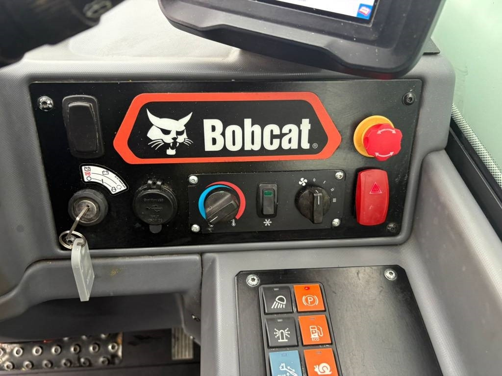 آلة رفع ونقل تلسكوبية Bobcat T 41.140 SLP (not JCB 540-140): صورة 12