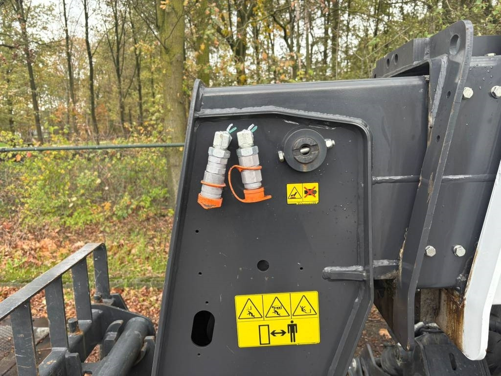 آلة رفع ونقل تلسكوبية Bobcat T 41.140 SLP (not JCB 540-140): صورة 20