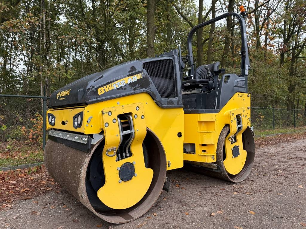 Bomag BW138AD-5 - رَصَّاص الطرق: صورة 1 Bomag BW138AD-5 - رَصَّاص الطرق: صورة 1