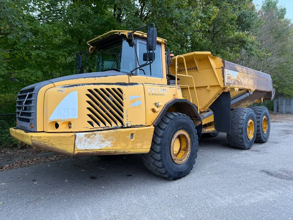 Volvo A 25 D - شاحنة مفصلية: صورة 1 Volvo A 25 D - شاحنة مفصلية: صورة 1