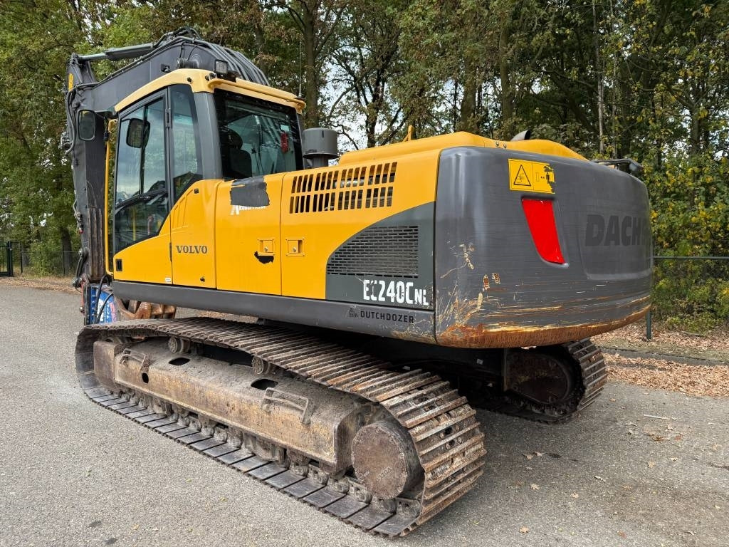 Volvo EC 240 C N L - حفار زاحف: صورة 3 Volvo EC 240 C N L - حفار زاحف: صورة 3