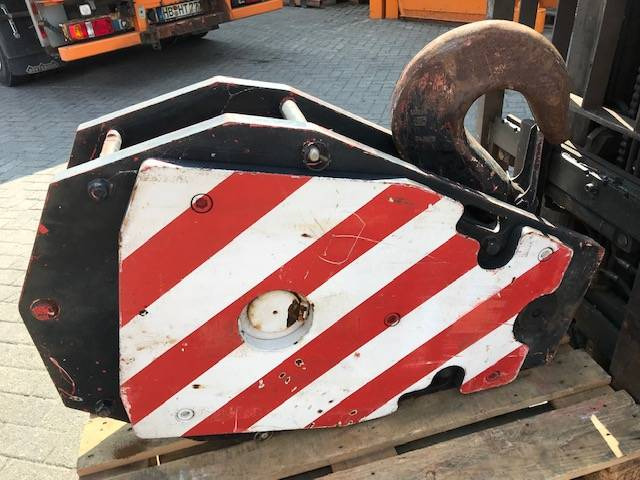 Liebherr 30t. Hook block 1-sheave 23mm - ونش كرين - آلات الإنشاء: صورة 1 Liebherr 30t. Hook block 1-sheave 23mm - ونش كرين - آلات الإنشاء: صورة 1
