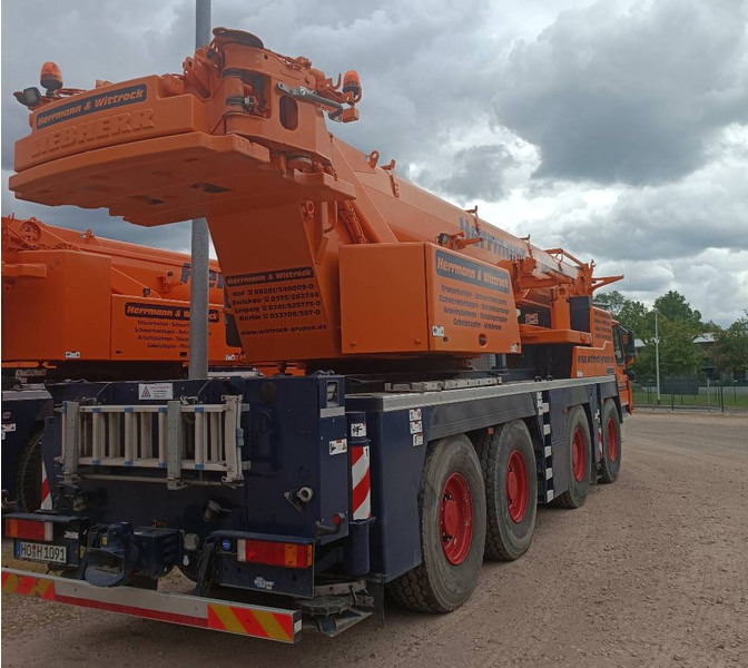 Liebherr LTM 1090-4.2 - رافعة لجميع التضاريس: صورة 4 Liebherr LTM 1090-4.2 - رافعة لجميع التضاريس: صورة 4