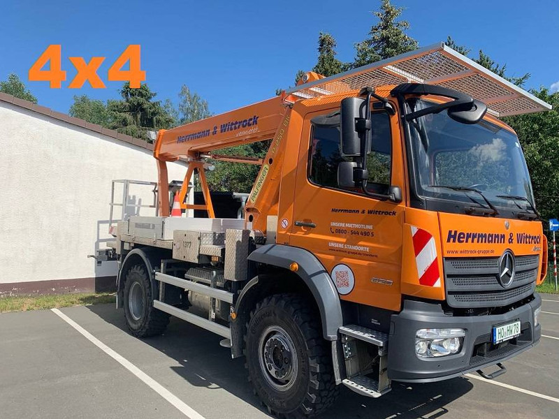 Palfinger P 250 BK Allrad - منصة محمولة مثبتة على الشاحنة: صورة 1 Palfinger P 250 BK Allrad - منصة محمولة مثبتة على الشاحنة: صورة 1