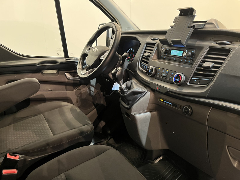 Ford Transit Custom 300 2.0 TDCI L2H1 Trend 130 PK Servicebus / Sortimo Inrichting / Euro 6 / Airco / Cruise Control / Klep / PDC / 3-Zits - فان المدمجة: صورة 3 Ford Transit Custom 300 2.0 TDCI L2H1 Trend 130 PK Servicebus / Sortimo Inrichting / Euro 6 / Airco / Cruise Control / Klep / PDC / 3-Zits - فان المدمجة: صورة 3