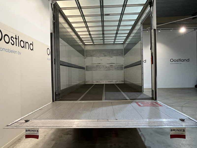 Iveco Daily 35S18 3.0 BE Clixtar Automaat Bakwagen met Laadklep / Laadvermogen 3.060 KG / Euro 6 / Luchtvering / Airco / Camera / CarPlay / Cruise Control / 91.000 KM !! - شاحنة بصندوق مغلق: صورة 5 Iveco Daily 35S18 3.0 BE Clixtar Automaat Bakwagen met Laadklep / Laadvermogen 3.060 KG / Euro 6 / Luchtvering / Airco / Camera / CarPlay / Cruise Control / 91.000 KM !! - شاحنة بصندوق مغلق: صورة 5