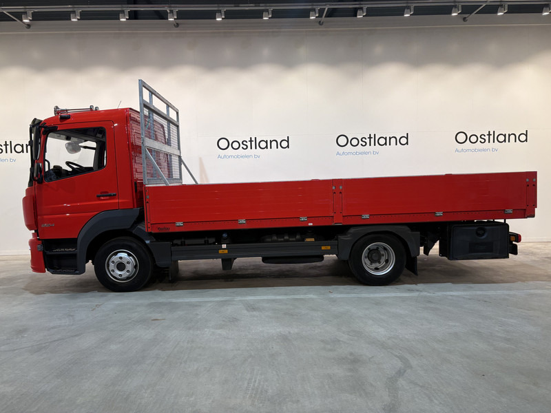 Mercedes-Benz Atego 824 BL Open Laadbak / 6 cil. Automaat / Airco / Cruise Control / 3 Zitplaatsen / 12.890 KM !! - شاحنات مسطحة: صورة 2 Mercedes-Benz Atego 824 BL Open Laadbak / 6 cil. Automaat / Airco / Cruise Control / 3 Zitplaatsen / 12.890 KM !! - شاحنات مسطحة: صورة 2