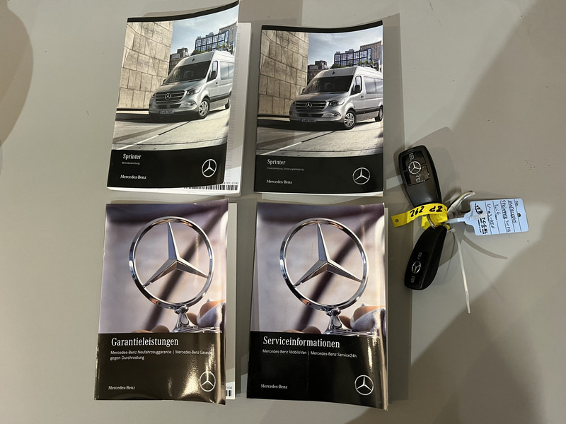 تأجير Mercedes-Benz Sprinter 315 CDI L3 RWD Open Laadbak / Euro 6 / Airco / MBUX / CarPlay / Navigatie / 3-Zits / 75.200 KM !! / BPM VRIJ !! Mercedes-Benz Sprinter 315 CDI L3 RWD Open Laadbak / Euro 6 / Airco / MBUX / CarPlay / Navigatie / 3-Zits / 75.200 KM !! / BPM VRIJ !!: صورة 17