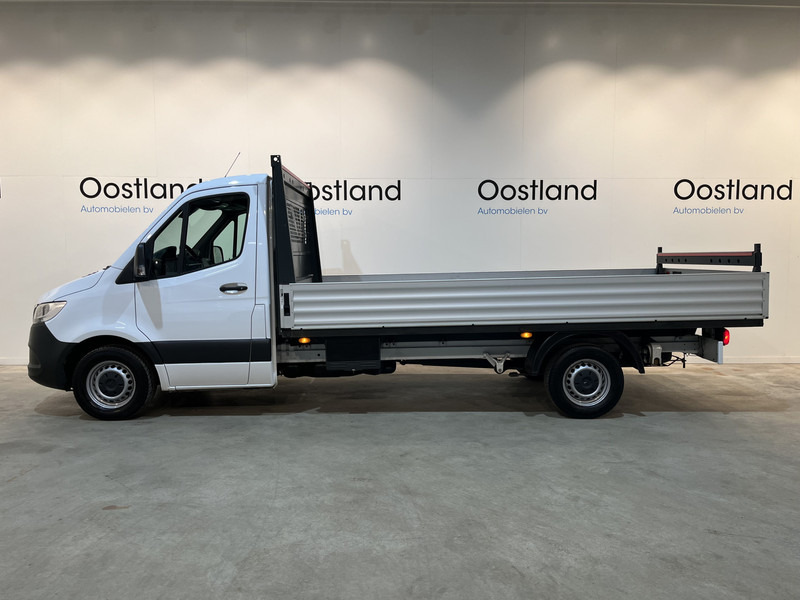 Mercedes-Benz Sprinter 315 CDI L3 RWD Open Laadbak / Euro 6 / Airco / MBUX / CarPlay / Navigatie / 3-Zits / 75.200 KM !! / BPM VRIJ !! - شاحنة توصيل مفتوحة: صورة 4 Mercedes-Benz Sprinter 315 CDI L3 RWD Open Laadbak / Euro 6 / Airco / MBUX / CarPlay / Navigatie / 3-Zits / 75.200 KM !! / BPM VRIJ !! - شاحنة توصيل مفتوحة: صورة 4