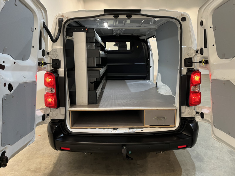 Opel Vivaro 2.0 CDTI L3H1 150 PK Servicebus / Inrichting / Euro 6 / Airco / Cruise Control / Camera / Trekhaak / CarPlay / Navigatie / 3-Zits / - فان المدمجة: صورة 5 Opel Vivaro 2.0 CDTI L3H1 150 PK Servicebus / Inrichting / Euro 6 / Airco / Cruise Control / Camera / Trekhaak / CarPlay / Navigatie / 3-Zits / - فان المدمجة: صورة 5