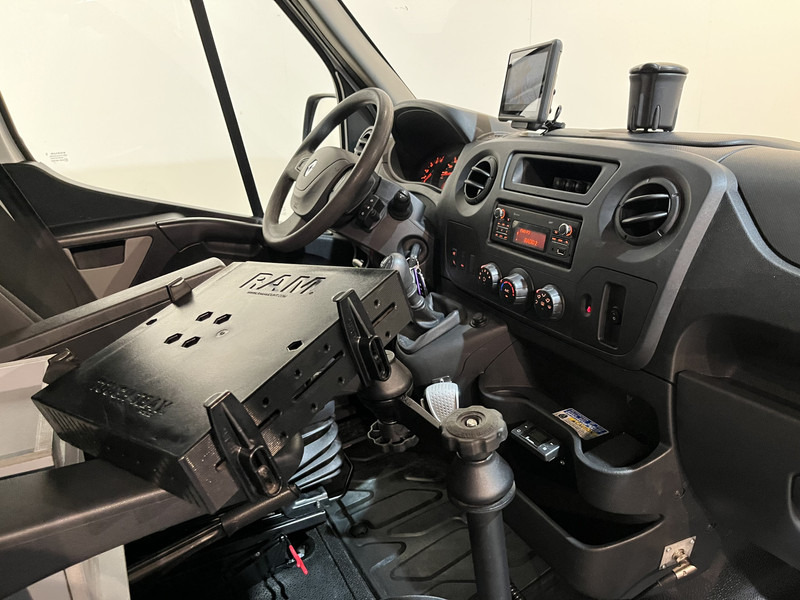 Renault Master 2.3 dCi L2H2 130 PK Servicebus / Aluca Inrichting / Euro 6 / Luchtvering / 220V. / Trekhaak / Airco / Cruise Control / Camera / 90.400 KM !! - فان: صورة 3 Renault Master 2.3 dCi L2H2 130 PK Servicebus / Aluca Inrichting / Euro 6 / Luchtvering / 220V. / Trekhaak / Airco / Cruise Control / Camera / 90.400 KM !! - فان: صورة 3