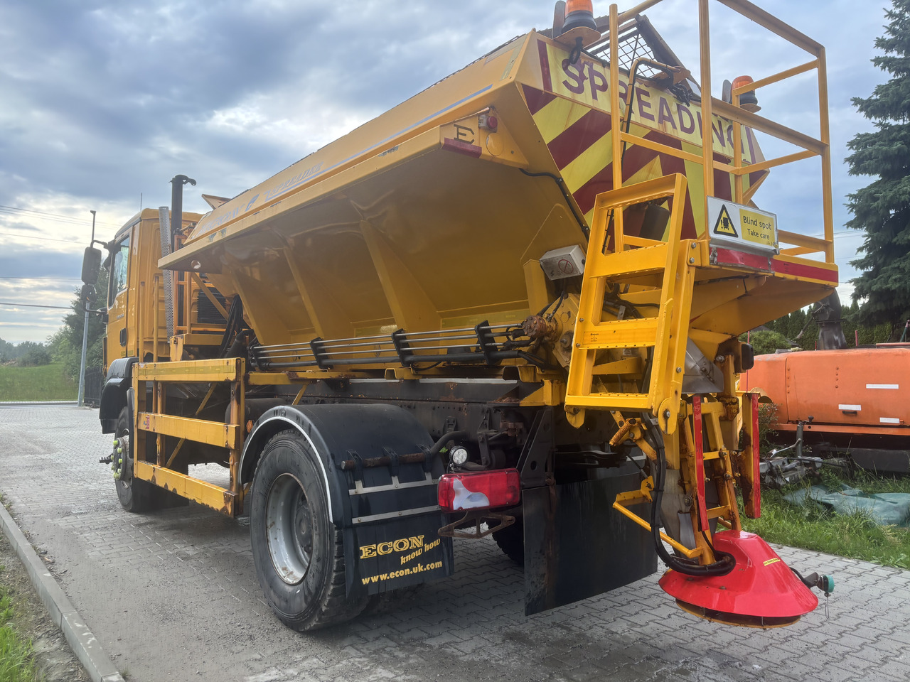 MAN TGM 18.250 4X4BB GRITTER/SPREADER/PLOUGH - جرافة ثلج: صورة 3 MAN TGM 18.250 4X4BB GRITTER/SPREADER/PLOUGH - جرافة ثلج: صورة 3