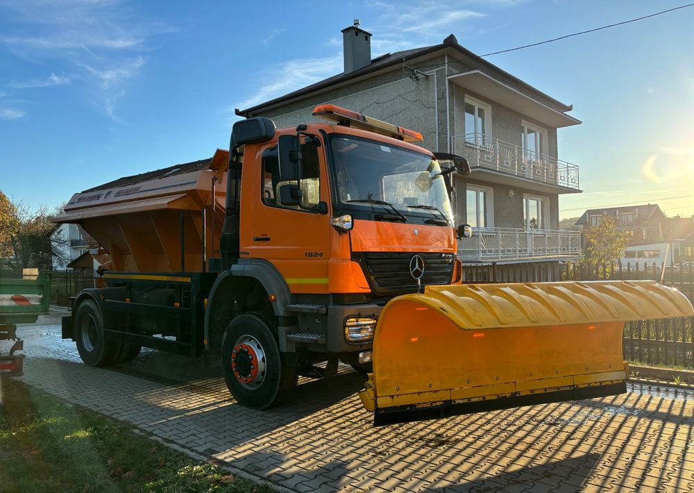 Mercedes-Benz Axor 1824 4x4 piaskarka solarka econ pług 2011 e5 - جرافة ثلج: صورة 1 Mercedes-Benz Axor 1824 4x4 piaskarka solarka econ pług 2011 e5 - جرافة ثلج: صورة 1