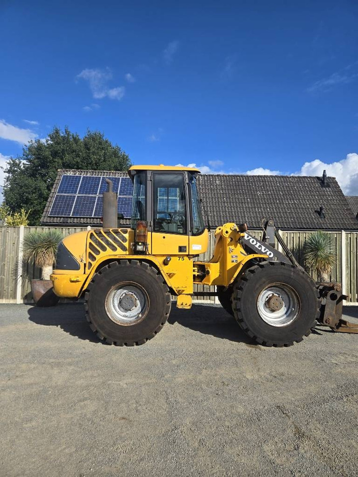 Volvo L 40 B TP - اللودر بعجل: صورة 1 Volvo L 40 B TP - اللودر بعجل: صورة 1