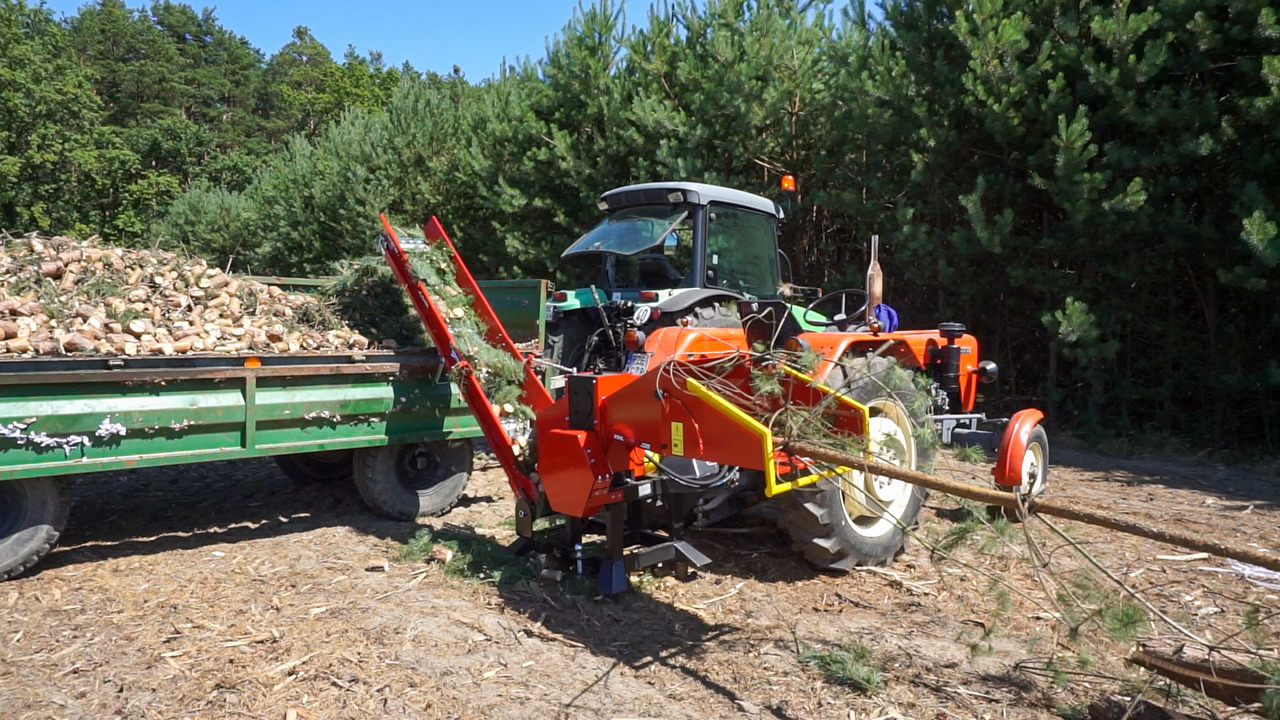 REMET RĘBAK WOM MODEL R-120 + TAŚMOCIĄG 2,3M - قاطعة الأخشاب: صورة 4 REMET RĘBAK WOM MODEL R-120 + TAŚMOCIĄG 2,3M - قاطعة الأخشاب: صورة 4