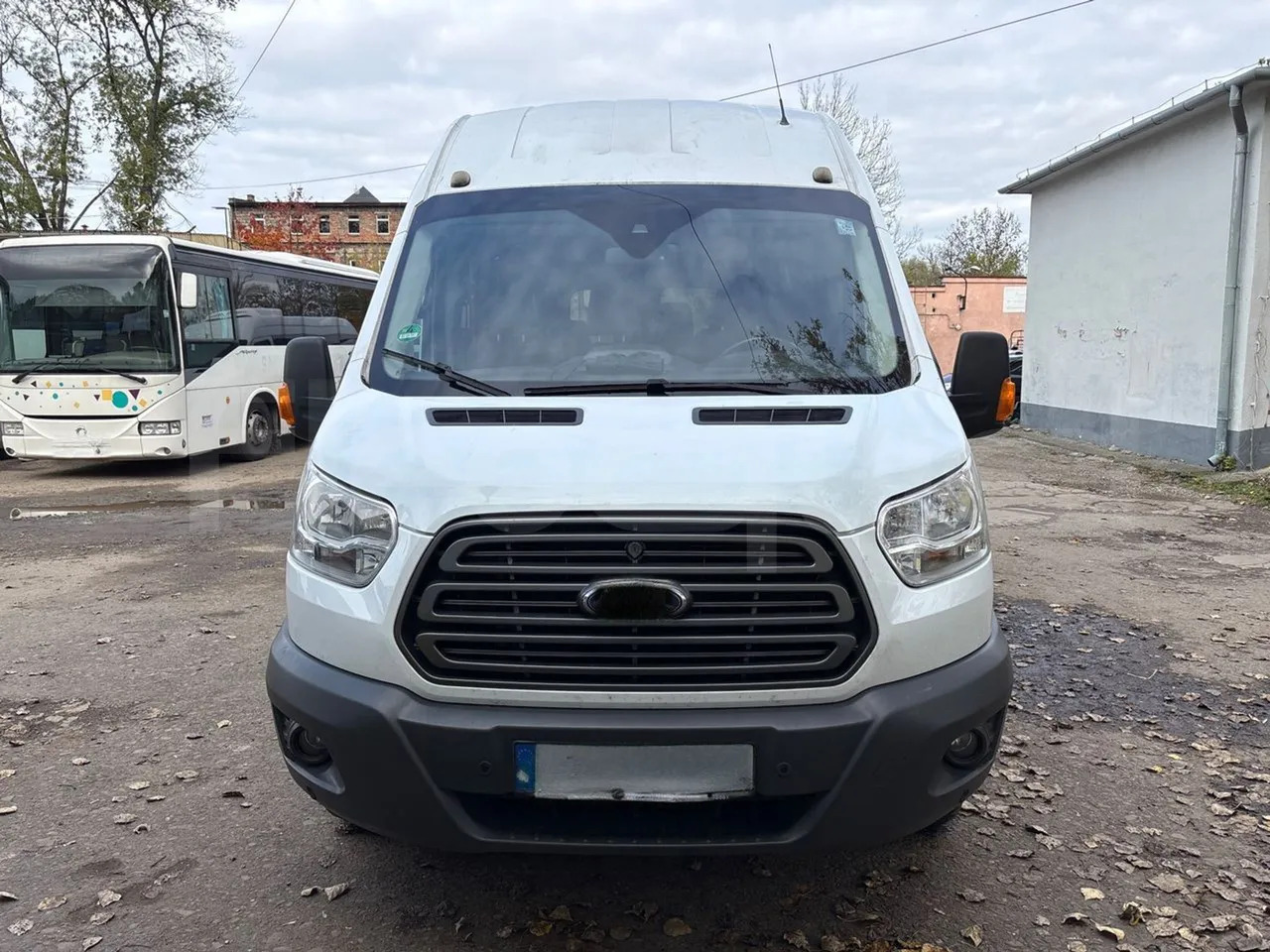 Ford Transit - حافلة صغيرة, ميكروباص: صورة 2 Ford Transit - حافلة صغيرة, ميكروباص: صورة 2