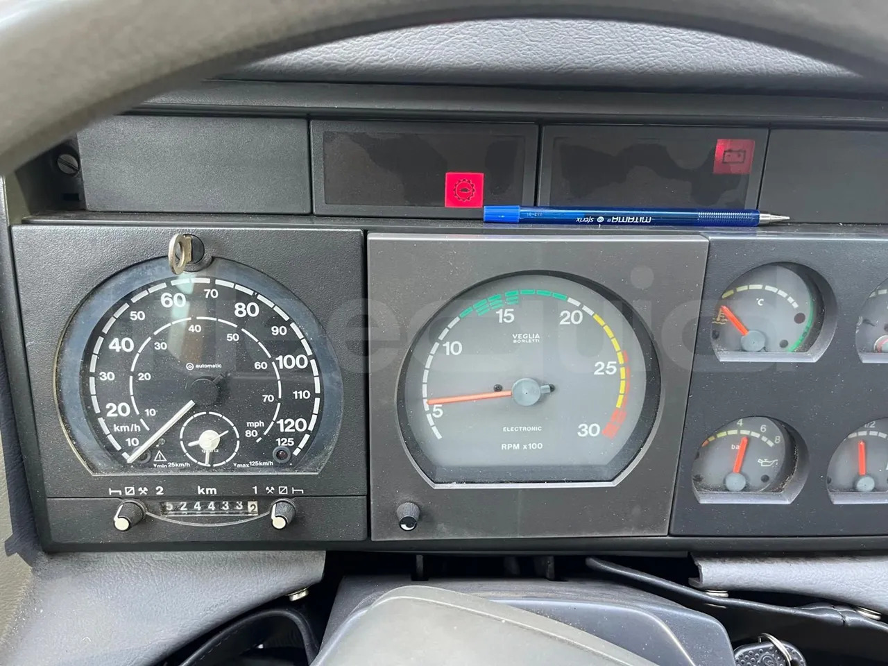 Irisbus 397E.12 - حافلة نقل لمسافات طويلة: صورة 3 Irisbus 397E.12 - حافلة نقل لمسافات طويلة: صورة 3
