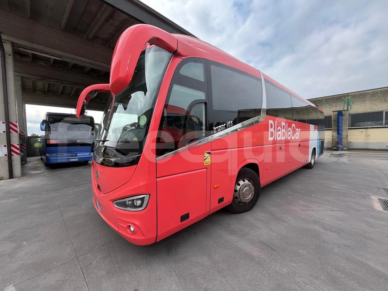 Irizar i6 - حافلة نقل لمسافات طويلة: صورة 3 Irizar i6 - حافلة نقل لمسافات طويلة: صورة 3