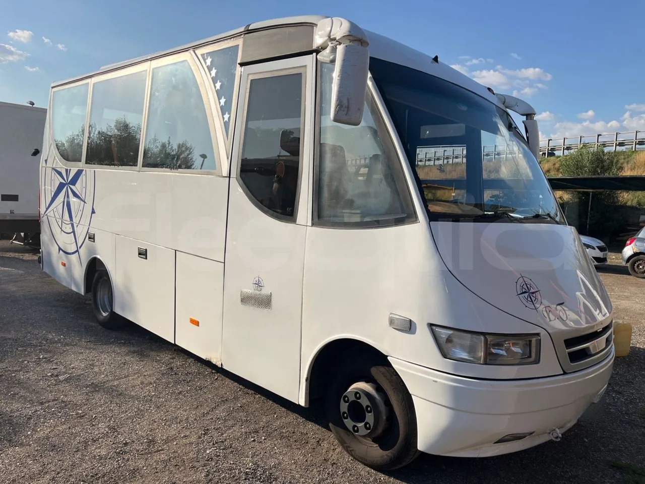 Iveco 65C - حافلة نقل لمسافات طويلة: صورة 1 Iveco 65C - حافلة نقل لمسافات طويلة: صورة 1