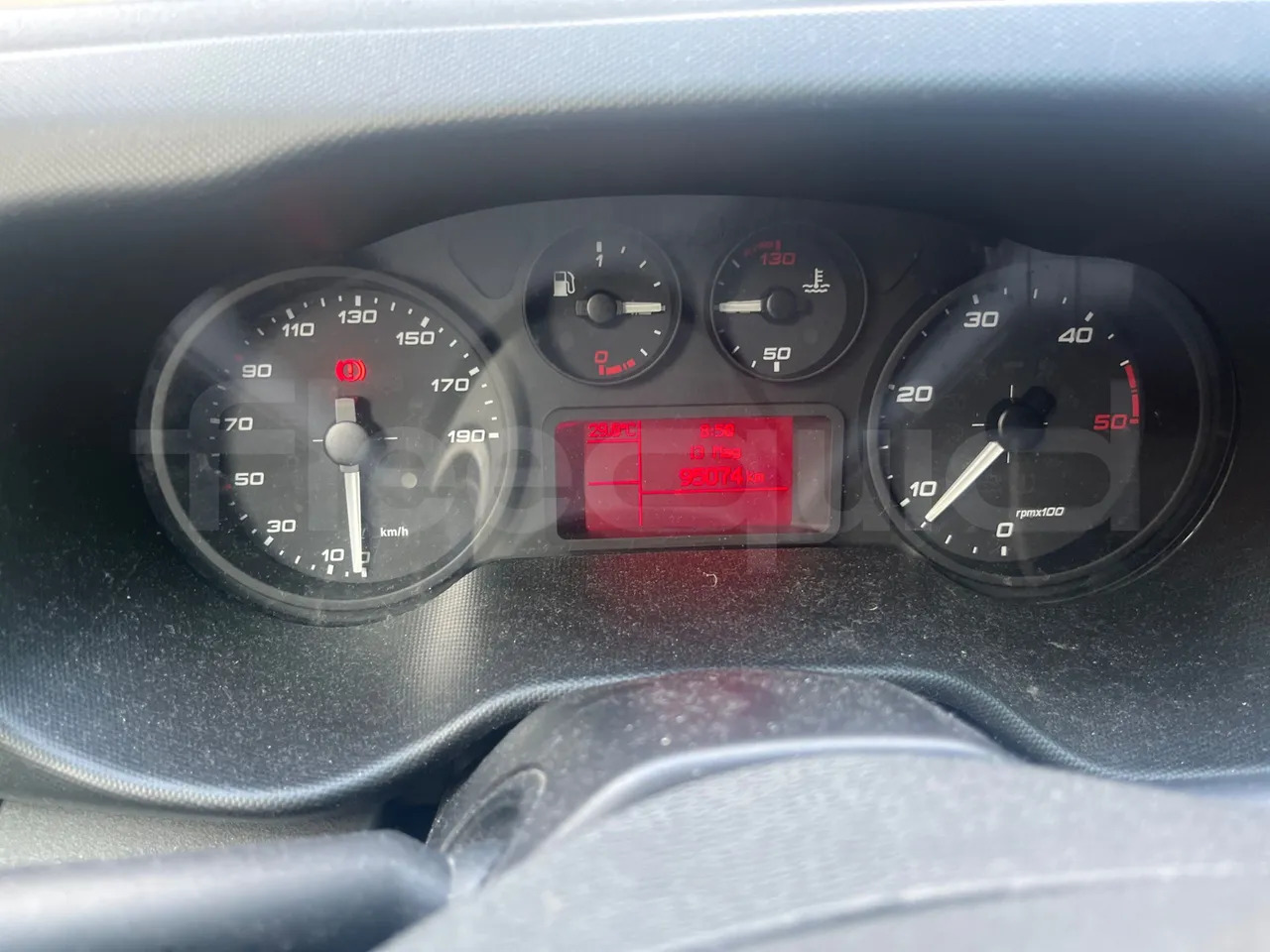Iveco 70C14G - حافلة مدرسية: صورة 3 Iveco 70C14G - حافلة مدرسية: صورة 3