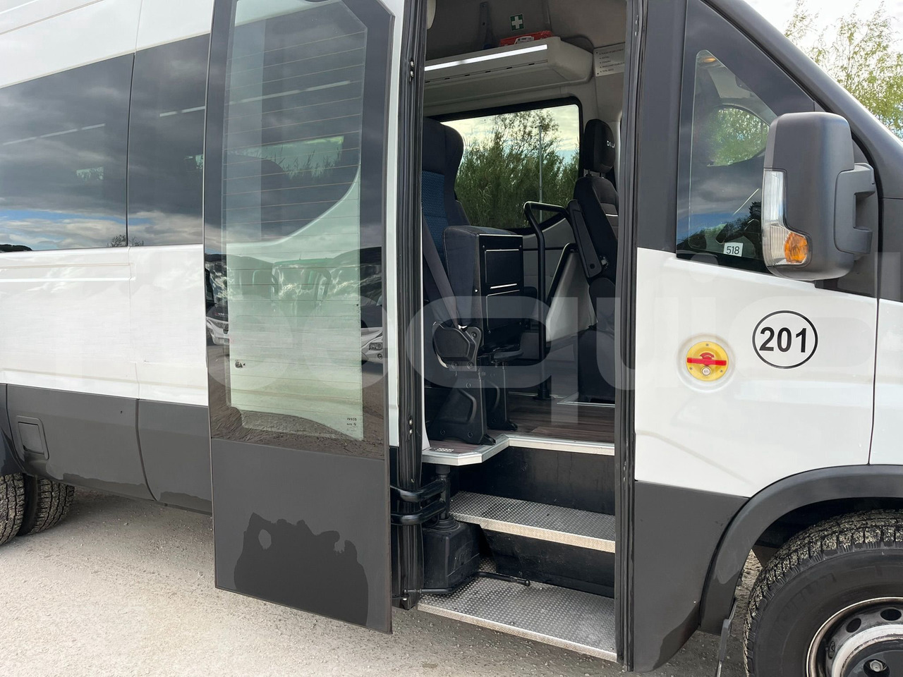 Iveco Daily - حافلة صغيرة, ميكروباص: صورة 4 Iveco Daily - حافلة صغيرة, ميكروباص: صورة 4