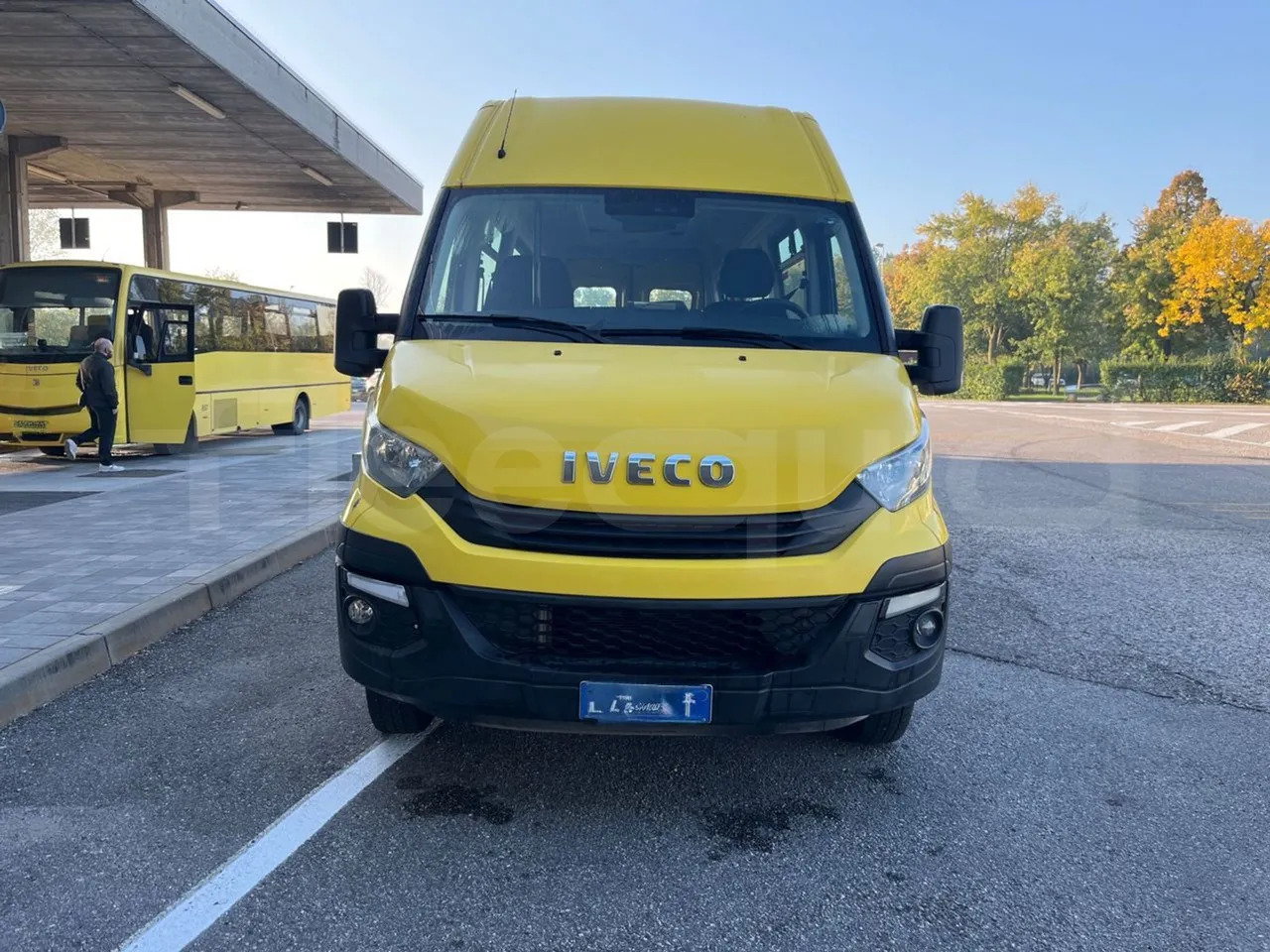 Iveco Daily - حافلة مدرسية: صورة 2 Iveco Daily - حافلة مدرسية: صورة 2