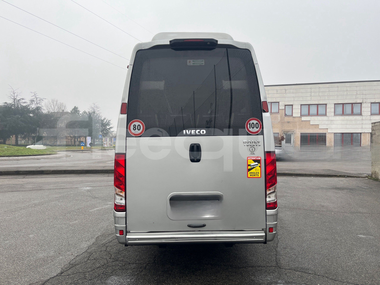 Iveco Daily - حافلة صغيرة, ميكروباص: صورة 5 Iveco Daily - حافلة صغيرة, ميكروباص: صورة 5