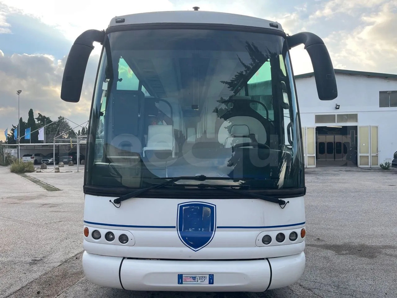 Iveco Irisbus Italia - حافلة نقل لمسافات طويلة: صورة 2 Iveco Irisbus Italia - حافلة نقل لمسافات طويلة: صورة 2