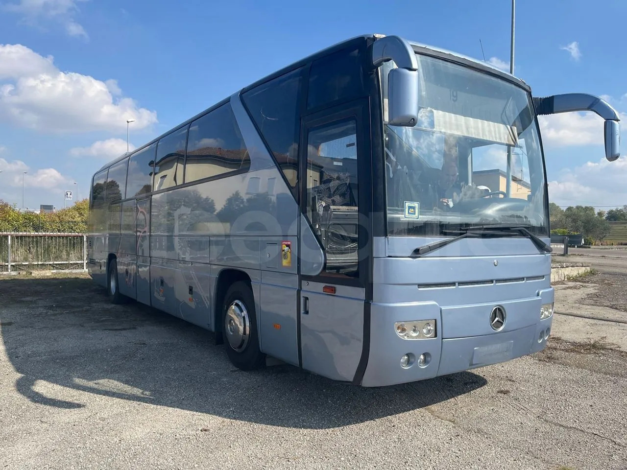 Mercedes-Benz 0 350 - حافلة نقل لمسافات طويلة: صورة 1 Mercedes-Benz 0 350 - حافلة نقل لمسافات طويلة: صورة 1