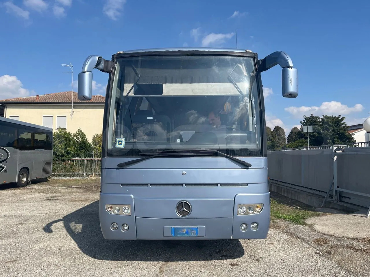 Mercedes-Benz 0 350 - حافلة نقل لمسافات طويلة: صورة 2 Mercedes-Benz 0 350 - حافلة نقل لمسافات طويلة: صورة 2