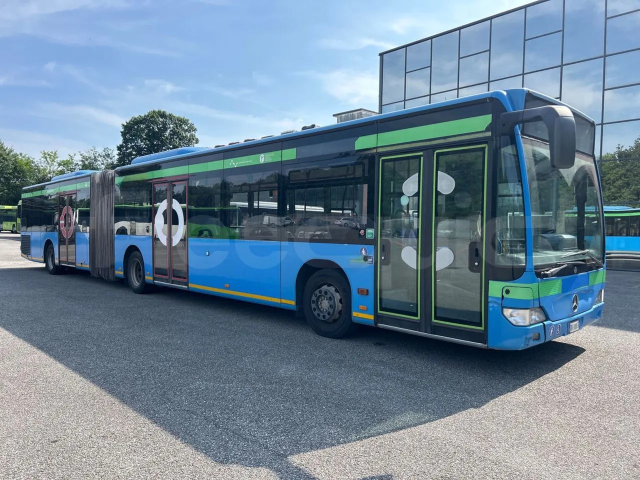 Mercedes-Benz Evobus - حافلة المدينة: صورة 1 Mercedes-Benz Evobus - حافلة المدينة: صورة 1