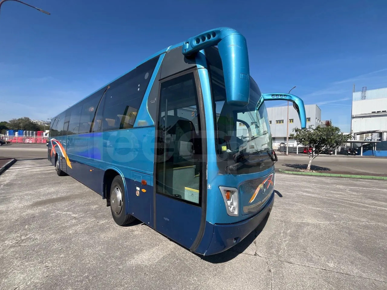 Mercedes-Benz OC 500 RF - حافلة نقل لمسافات طويلة: صورة 1 Mercedes-Benz OC 500 RF - حافلة نقل لمسافات طويلة: صورة 1