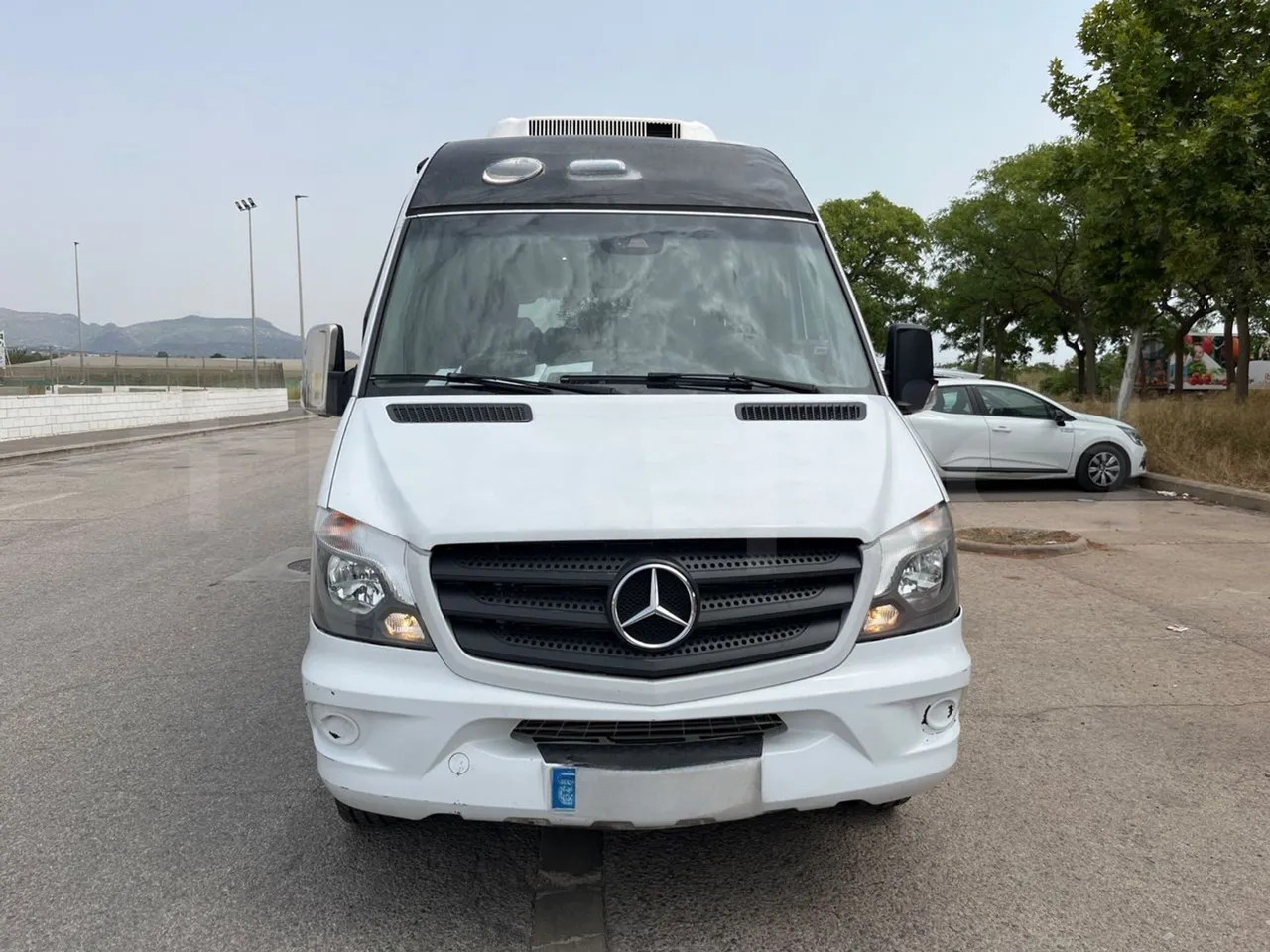 Mercedes-Benz Sprinter - حافلة نقل لمسافات طويلة: صورة 2 Mercedes-Benz Sprinter - حافلة نقل لمسافات طويلة: صورة 2