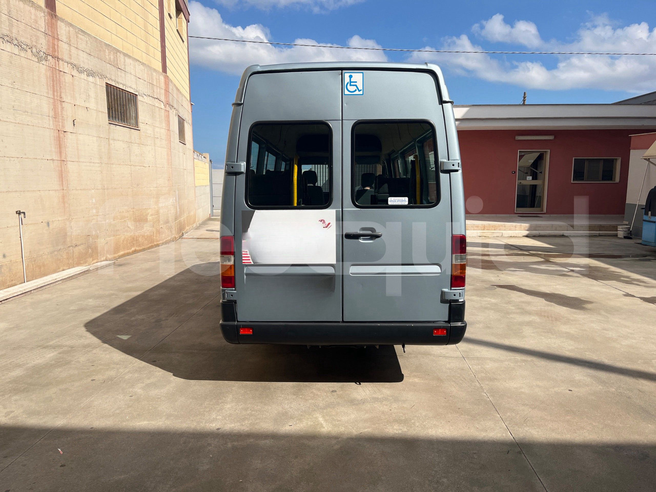 Mercedes-Benz Sprinter - حافلة نقل لمسافات طويلة: صورة 5 Mercedes-Benz Sprinter - حافلة نقل لمسافات طويلة: صورة 5