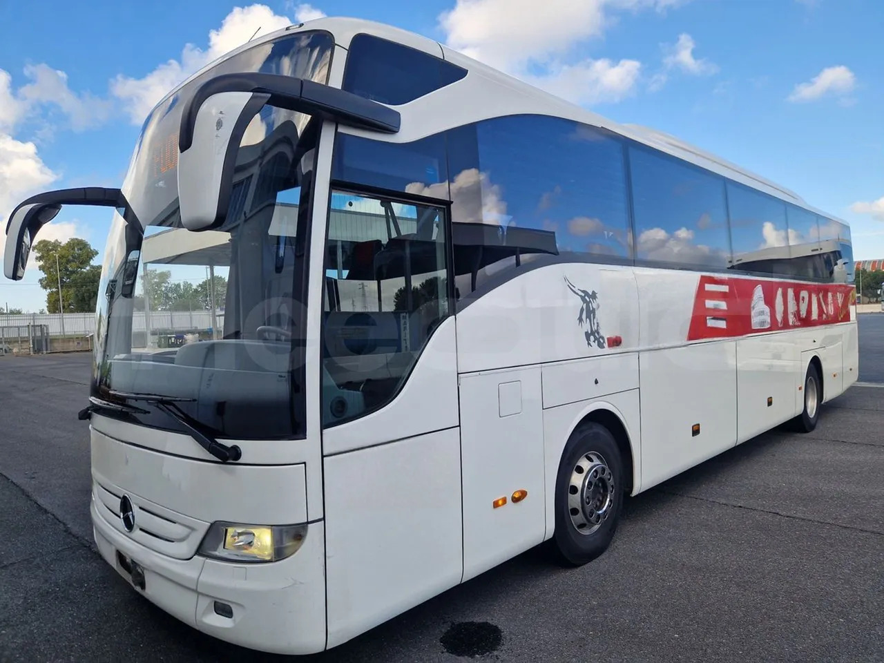 Mercedes-Benz Tourismo - حافلة نقل لمسافات طويلة: صورة 4 Mercedes-Benz Tourismo - حافلة نقل لمسافات طويلة: صورة 4